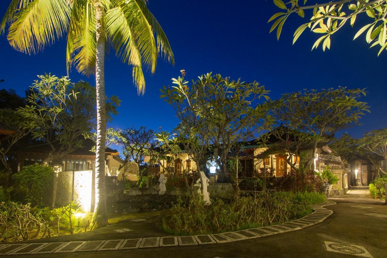 Bali Taman Beach Resort & Spa Lovina Pabean Buleleng Esterno foto