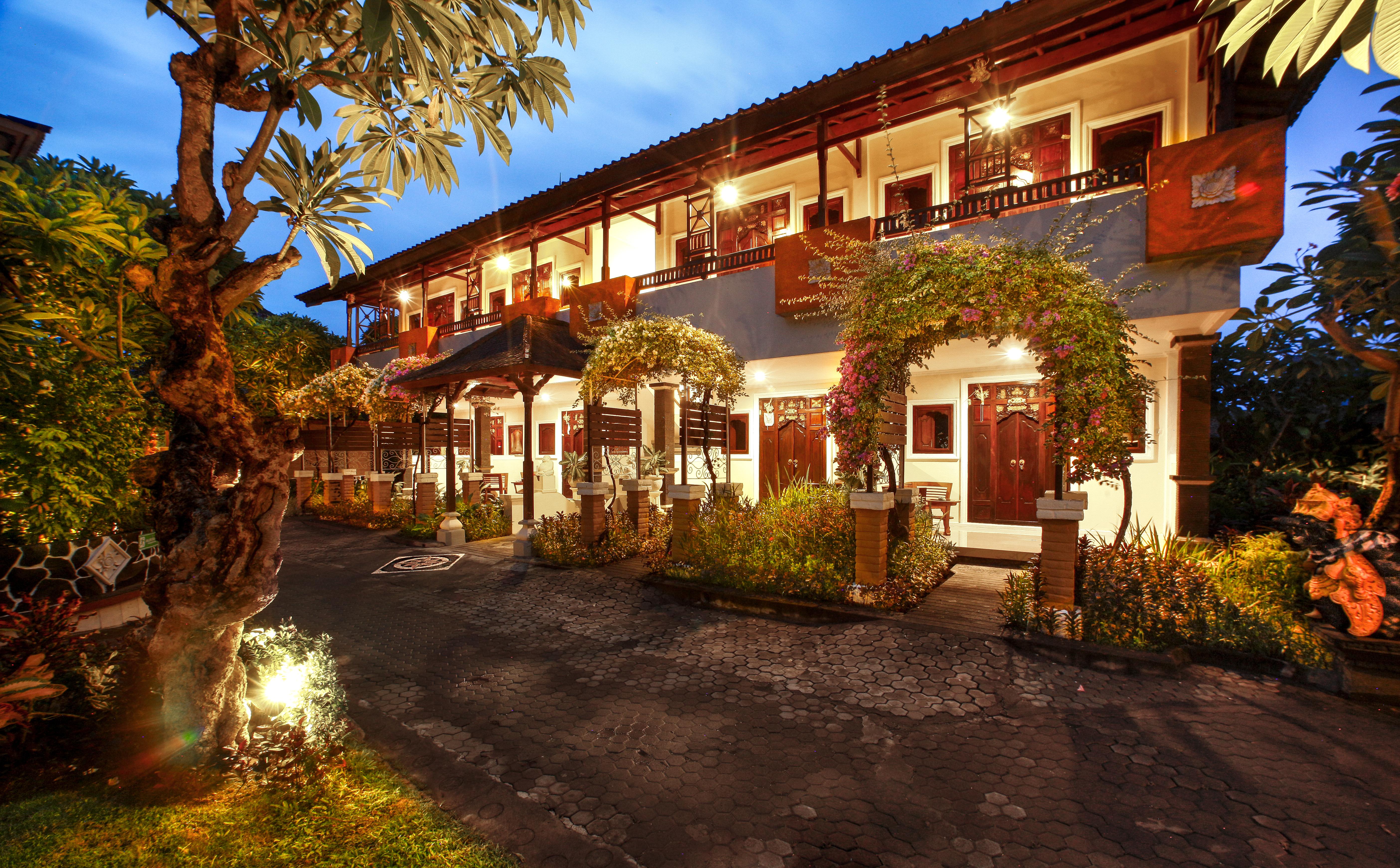 Bali Taman Beach Resort & Spa Lovina Pabean Buleleng Esterno foto