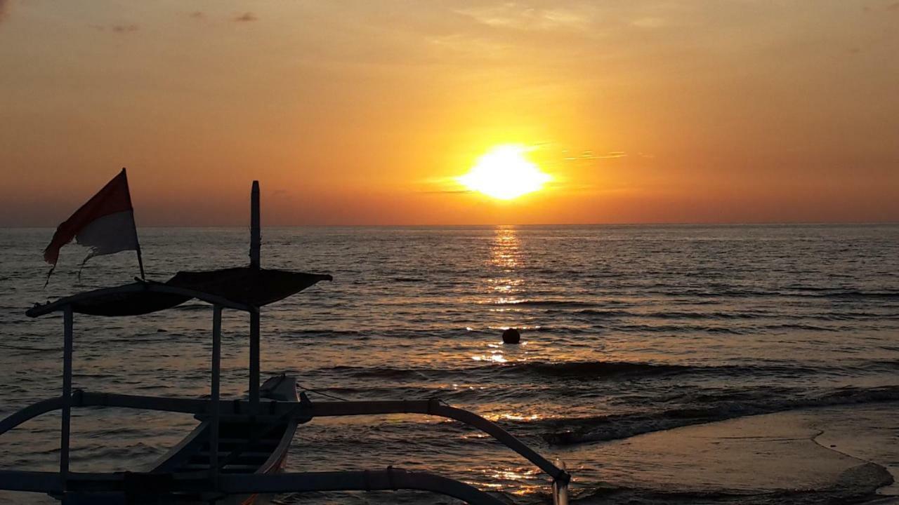 Bali Taman Beach Resort & Spa Lovina Pabean Buleleng Esterno foto